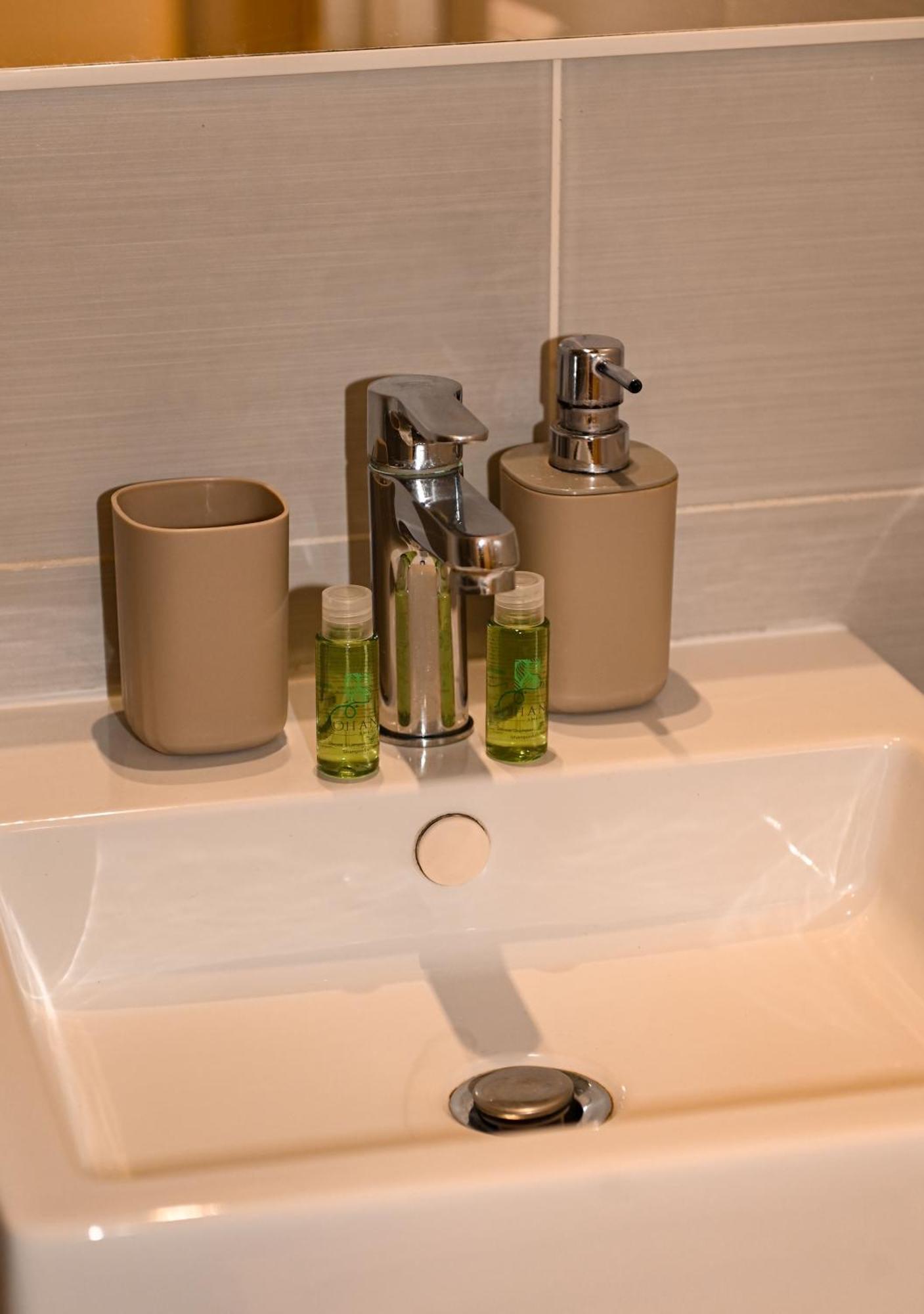 Bovio Square Xiv Guest house Naples